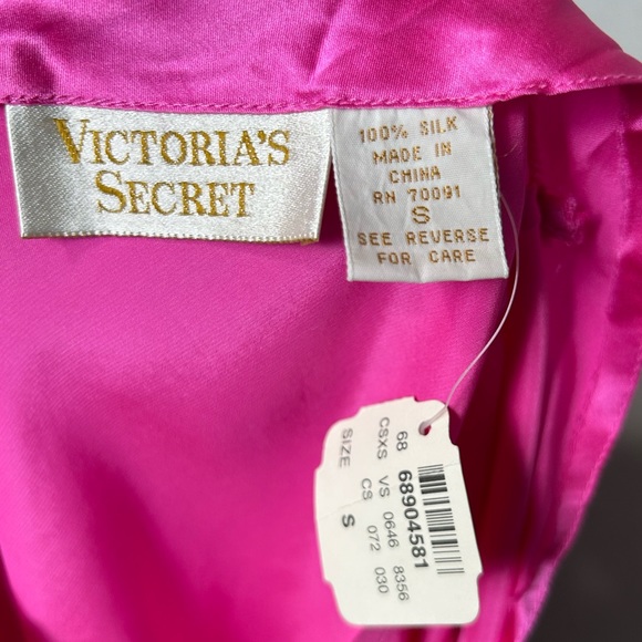 Victoria’s Secret Gold Label Hot Pink Silk Teddy NWT - Picture 4 of 4